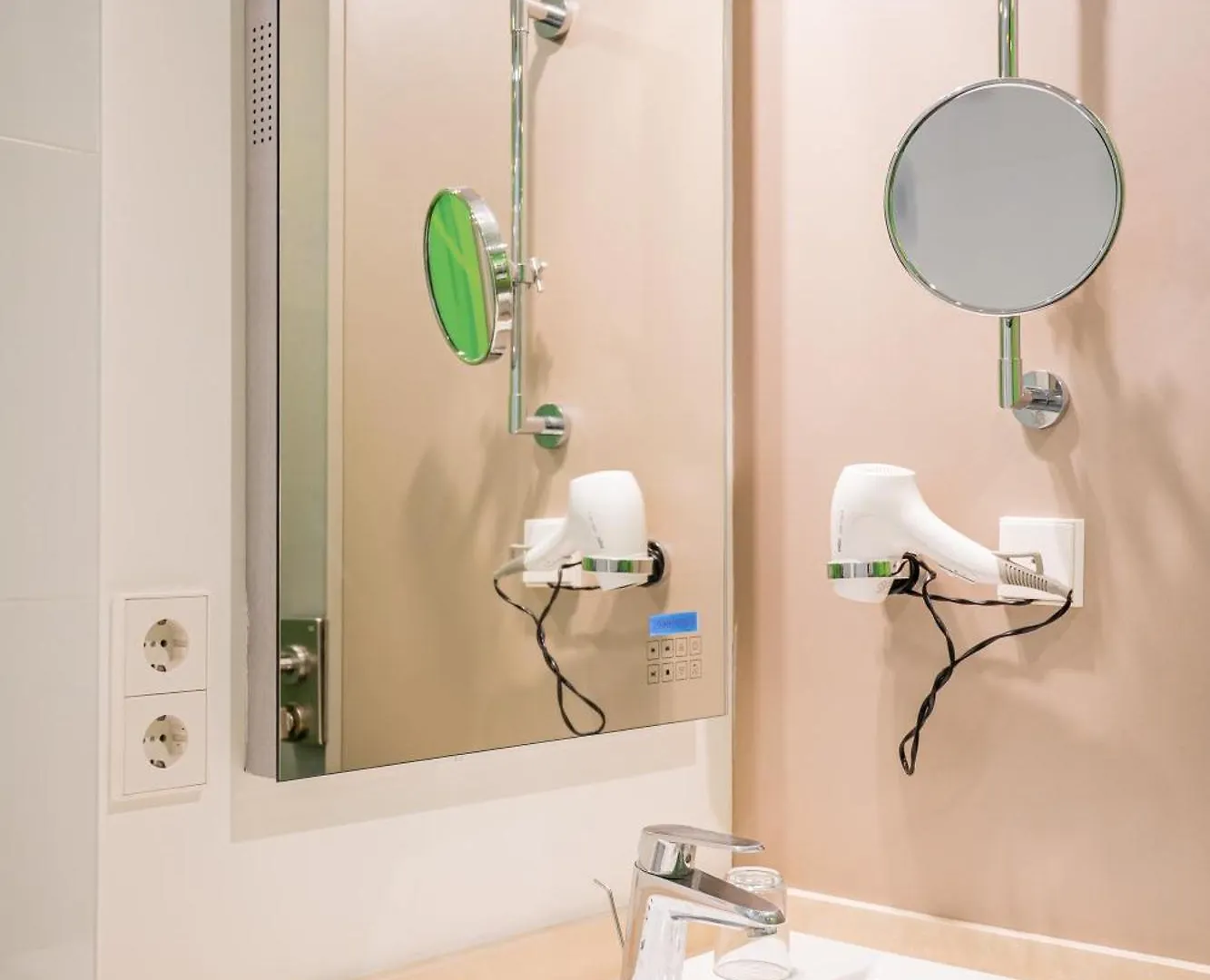 Homaris West Side (Adults Only) Hotel Berlin 4*,  Germany